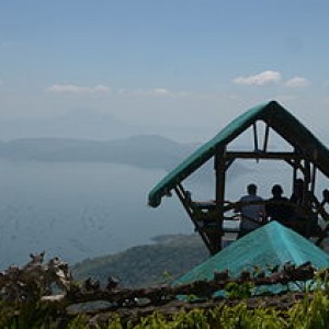 View_of_taal_lake_from_Tagaytay