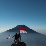 mountain of indonesia photos