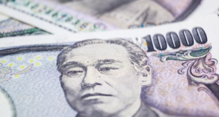 japanese yen pictures