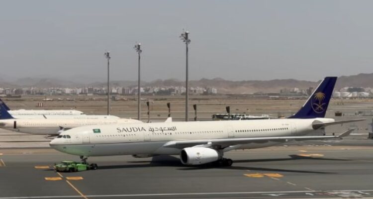 How to Flying Saudia to Cairo from Jeddah Aiport