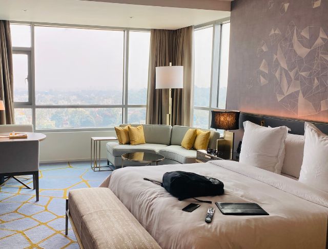 Sleeping with the Squad in One Hotel Room Heres What You Should Actually Know Sleeping with the Squad in One Hotel Room? Here’s What You Should Actually Know