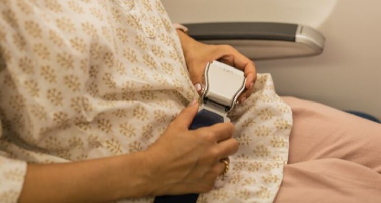 Chaos at 38,000 Feet: Delta Flight’s Wild Ride Ends in Emergency Landing