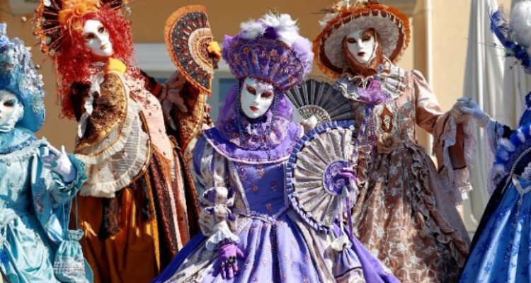 Mom vs. Pickpockets: Venice Showdown Goes Viral