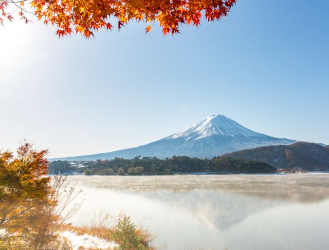 Japan’s Tourist Boom More Visitors, Less Shopping, and a Whole New Way to Travel Japan’s Tourist Boom More Visitors, Less Shopping, and a Whole New Way to Travel