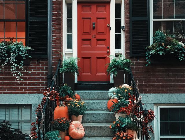 Tokyo’s Halloween Warning No Street Chaos This Year, Please Tokyo’s Halloween Warning: No Street Chaos This Year, Please!
