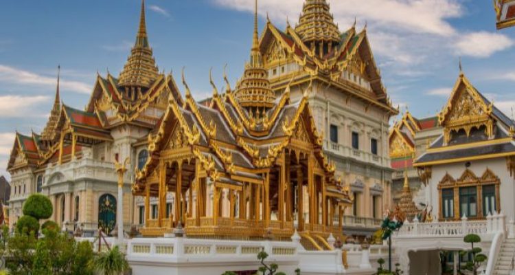 The Grand Temple on the Hill: A Story About Thean Hou Temple