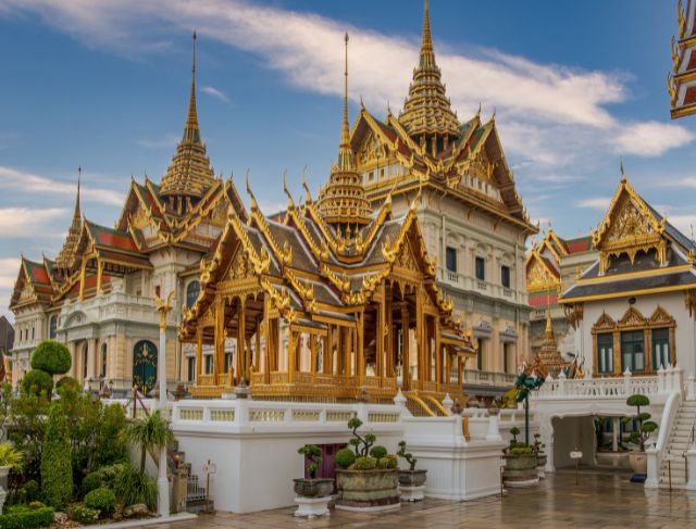 The Grand Temple on the Hill: A Story About Thean Hou Temple