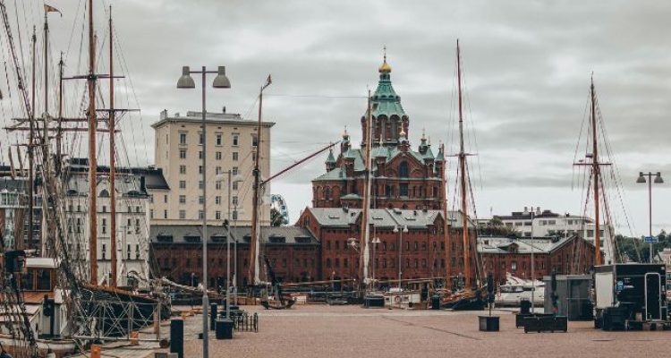 You Can Land, Drop Your Bags, and Never Touch a Steering Wheel