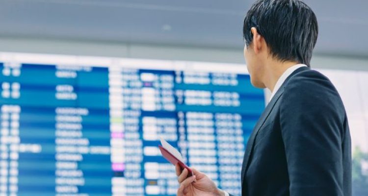 Passenger Goes Berserk at Check-In Counter, Threatens to Hit Officer