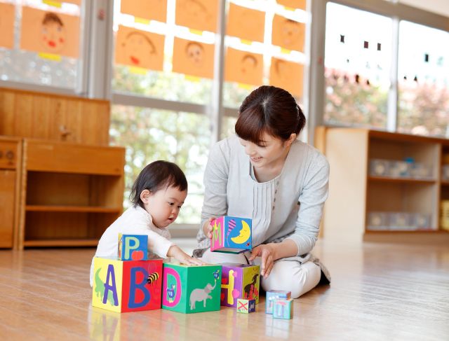 Tourist Childcare Services Are Apparently on the Rise in Japan