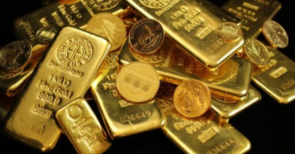 Hotel in Macau Snags and Sells Gold Displayed on Floor