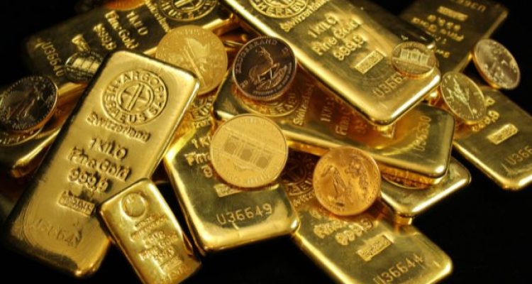 Hotel in Macau Snags and Sells Gold Displayed on Floor