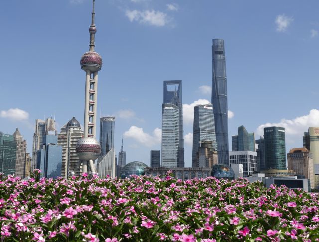 Shanghai Sets Record for Foreign Tourist Visits