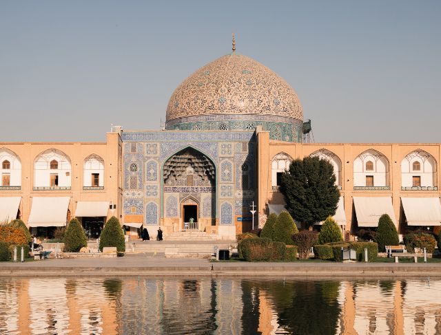 A Look at Iran's Role in the Silk Road Connecting East and West