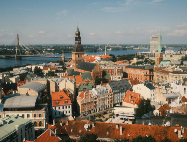 As Middle East Temperatures Continue to Heat Up, Tourists Choose European Destinations