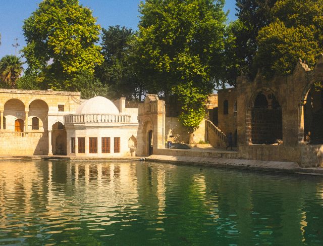 The Middle East Conflict Hits the Aviation and Tourism Industry