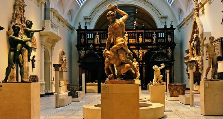 The Story of the Museum Staff Who Stole 300 Works of Art