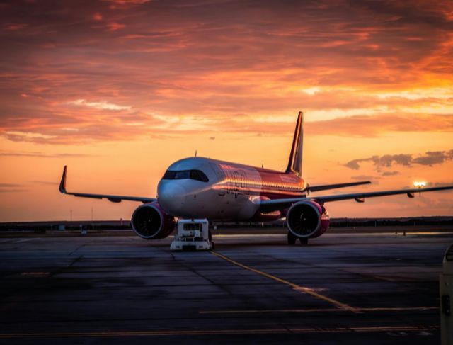 Vietnam Cuts Domestic Flights Due to Aviation Fuel Crisis