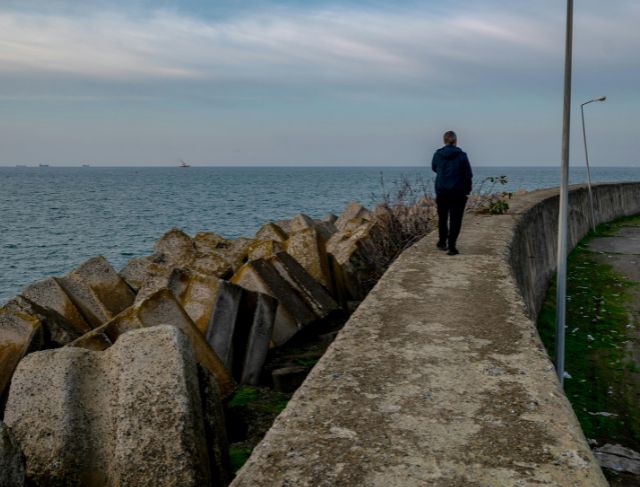 3 Countries That Have Giant Sea Walls to Prevent Sinking