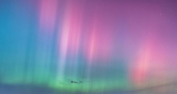 Dreaming of Seeing the Aurora Borealis? Here's the Best Time and Place