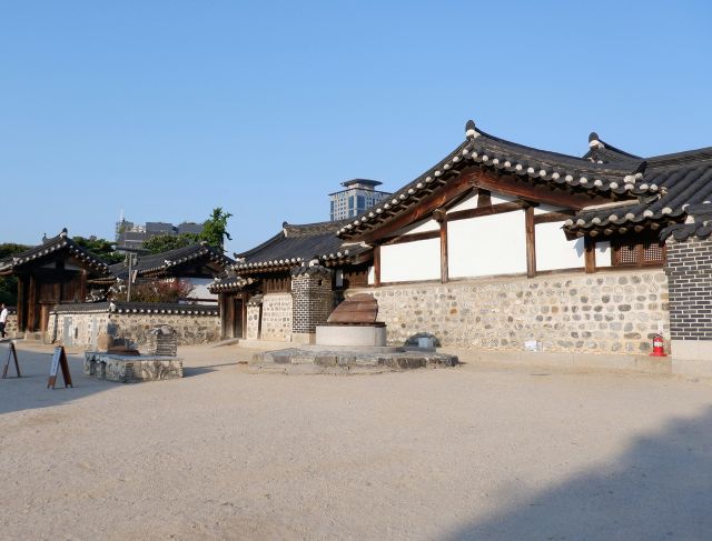 South Korea Rural Abandoned Villages Turned Into Unique “Village Hotels” Inspired by Japan