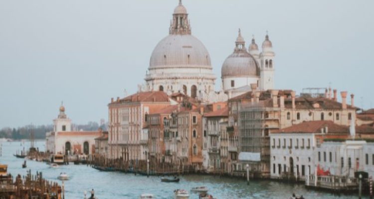 Venice Reintroduces Daily Tickets for Tourists to Prevent Overtourism