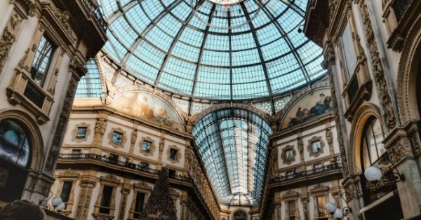 A Lucky Tourist Ritual Is Slowly Destroying One of Milan’s Most Famous Landmarks
