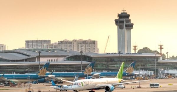 Airport Apron Worker Dies After Being Struck by Passenger Plane in Canada