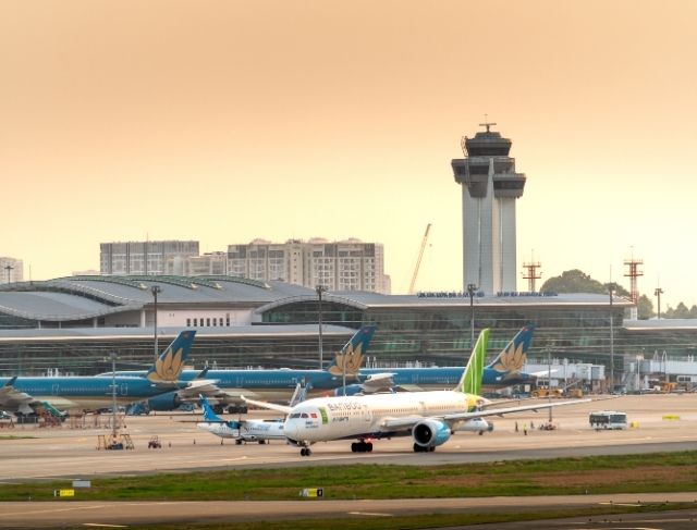 Airport Apron Worker Dies After Being Struck by Passenger Plane in Canada