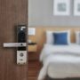 Flight Attendants Reveal a 90-Second Hotel Room Safety Check